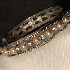 Jacqueline Kennedy Pearl Wedding Bracelet by Camrose and Kross